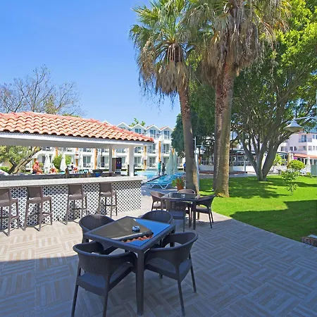 Grand Emir & داليان