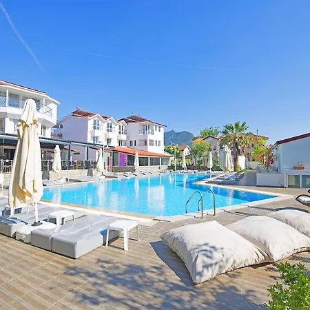 Ξενοδοχείο Grand Emir & 3*