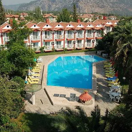 Ξενοδοχείο Grand Emir & 3*