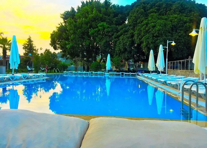 Hotel Grand Emir & 3*