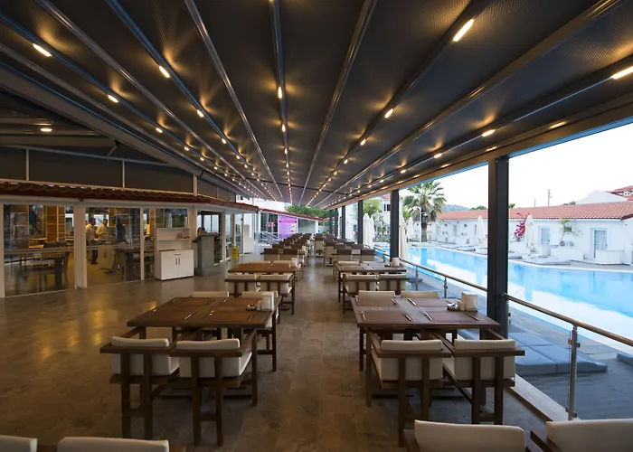 Grand Emir & Hotel 3*