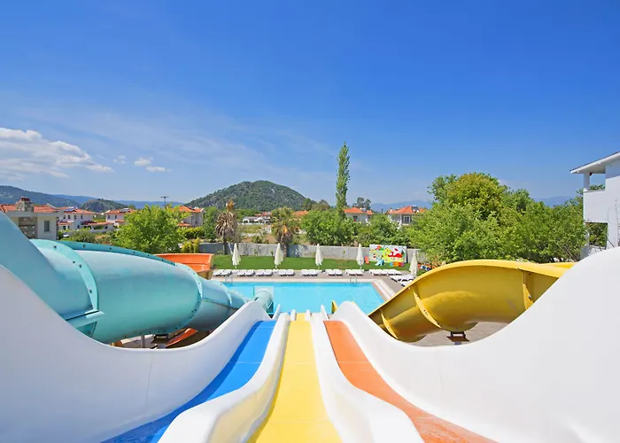 Grand Emir & Hotel 3*