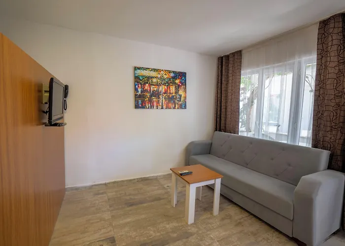 Hotel Grand Emir & 3*