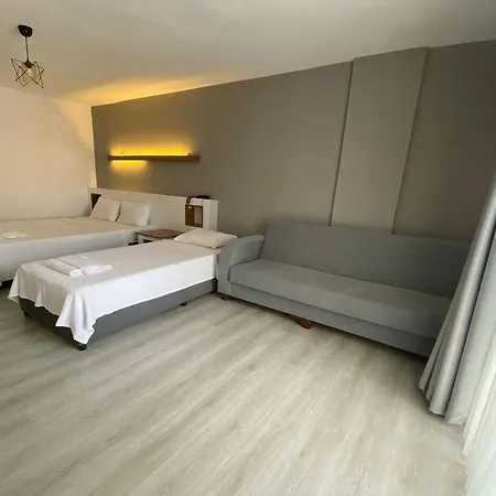 Grand Emir & ダルヤン