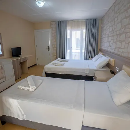 Grand Emir & ダルヤン