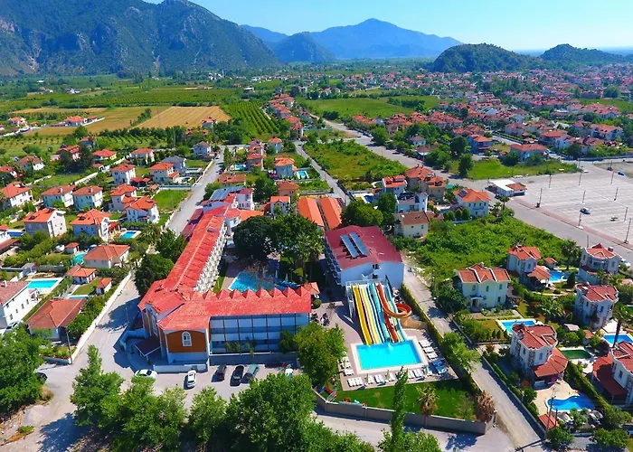 Grand Emir & Hotel 3*