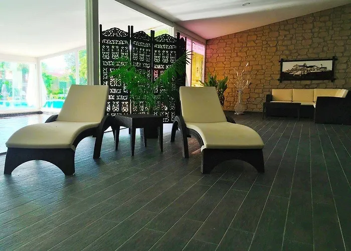 Hotel Grand Emir & 3*