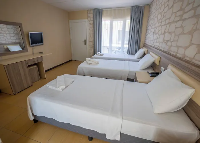 Grand Emir & Hotel 3*